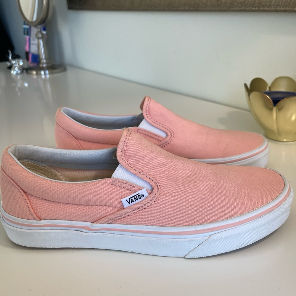 Vans classic Off the Wall canvas slip ons. - Picture 1 of 4